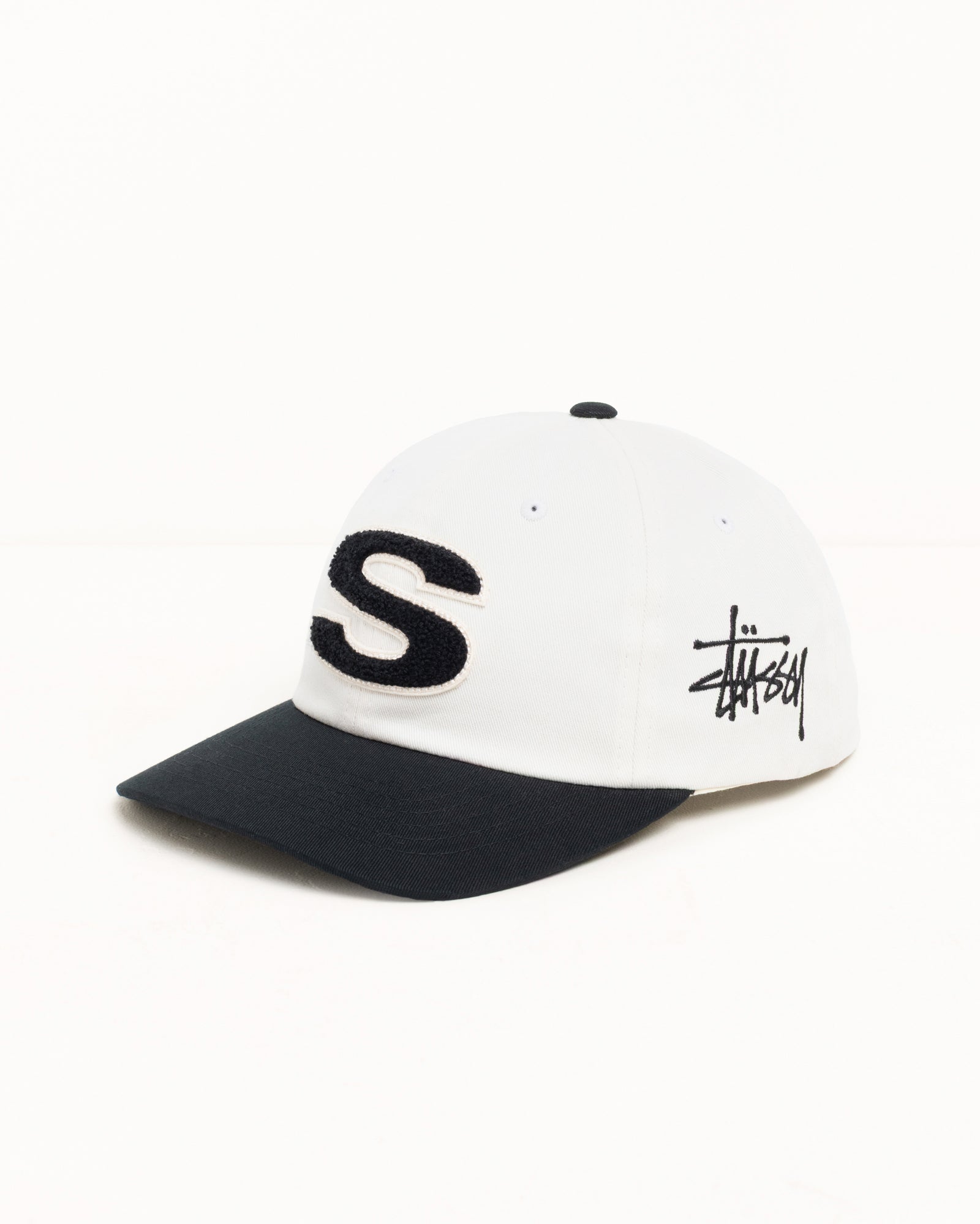 Alternative view of CHENILLE S SNAPBACK CAP