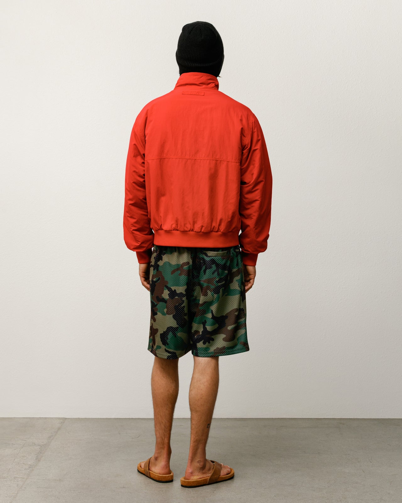 Alternative view of BASIC MESH SHORT