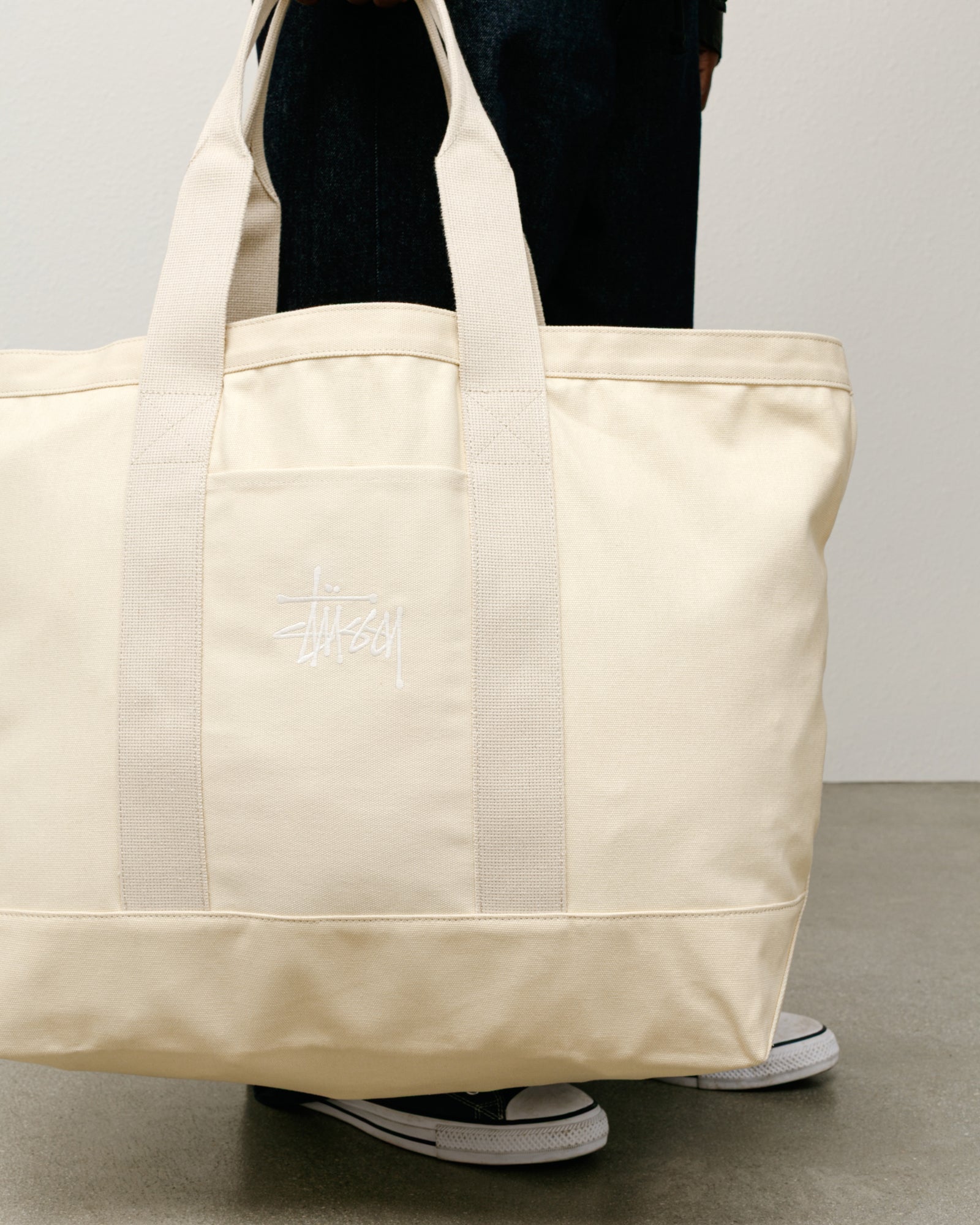Alternative view of CANVAS EXTRA LARGE TOTE