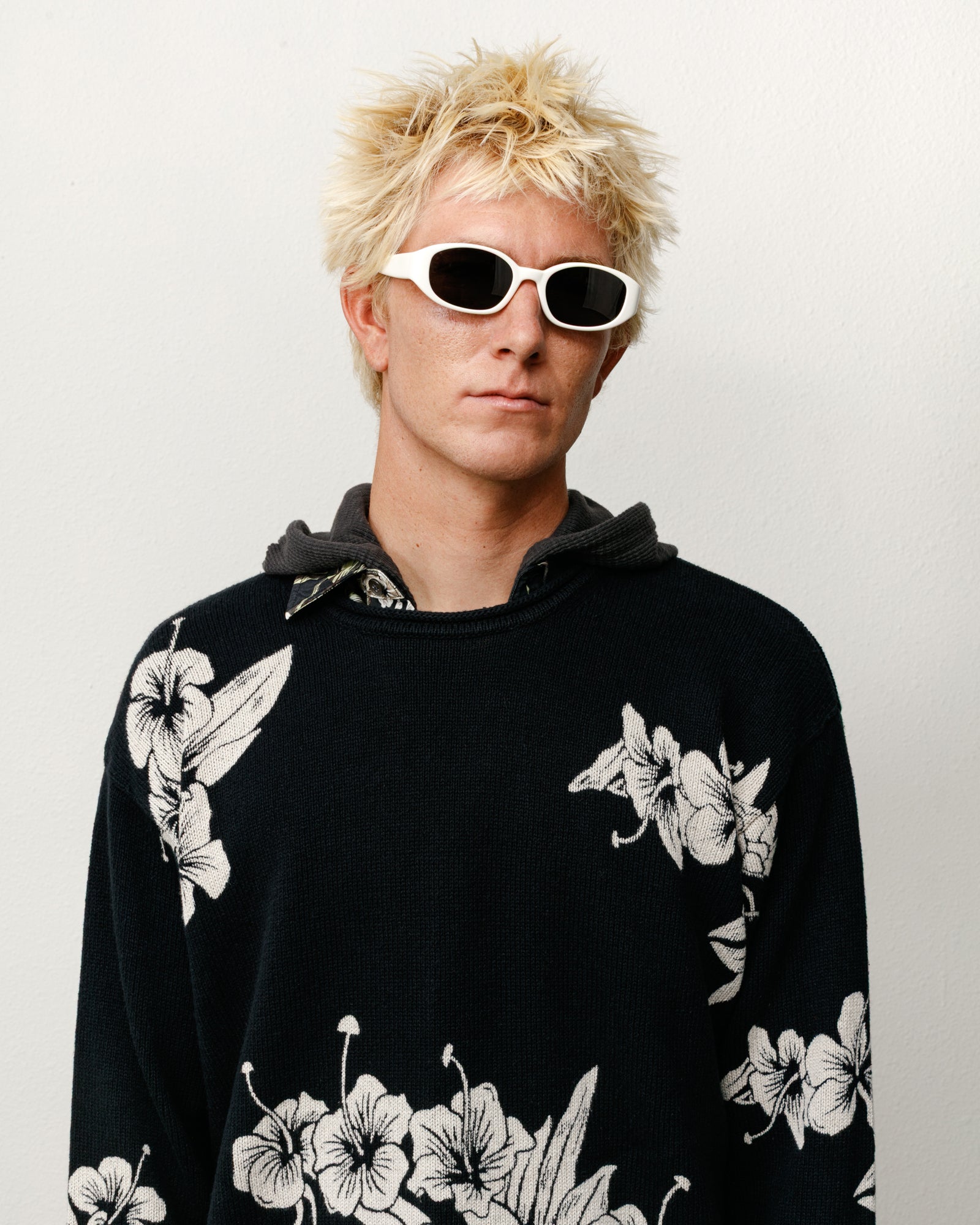 Alternative view of ROMAN SUNGLASSES